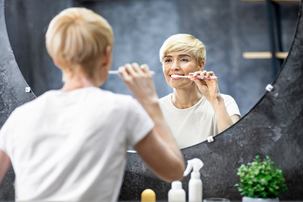 кровоточат десны при чистке зубов.jpg