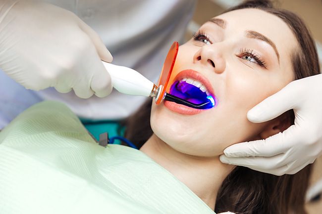 Отбеливание зубов ультрафиолетом
